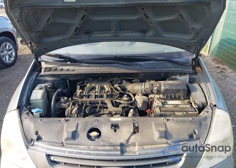 2010 Kia Sedona Lx z USA, uszkodzony, nr VIN KNDMG4C38A6330588